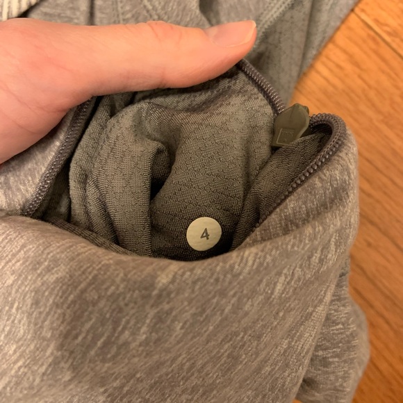 Lululemon Think Fast Pullover - Picture 5 of 7